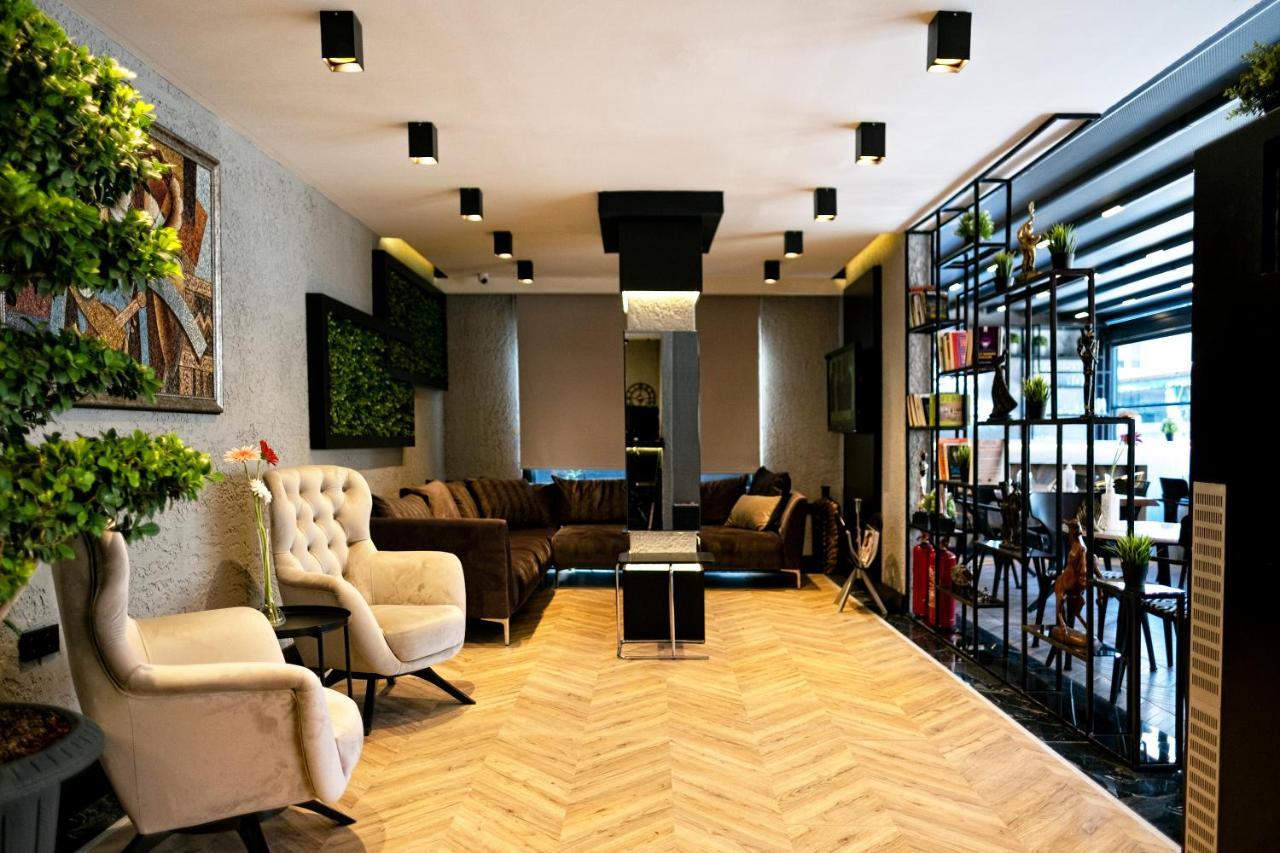Mielo Lara Hotel อันตัลยา ภายนอก รูปภาพ