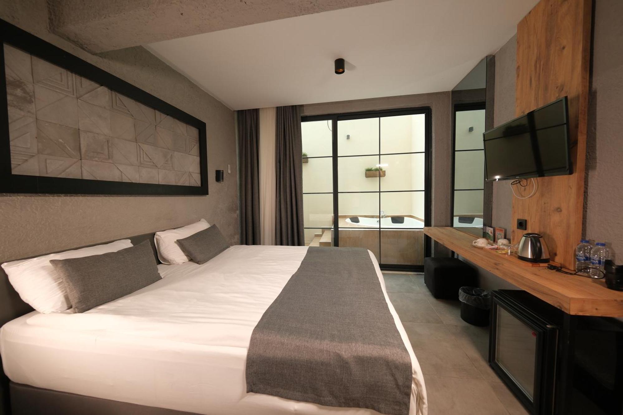 Mielo Lara Hotel อันตัลยา ภายนอก รูปภาพ