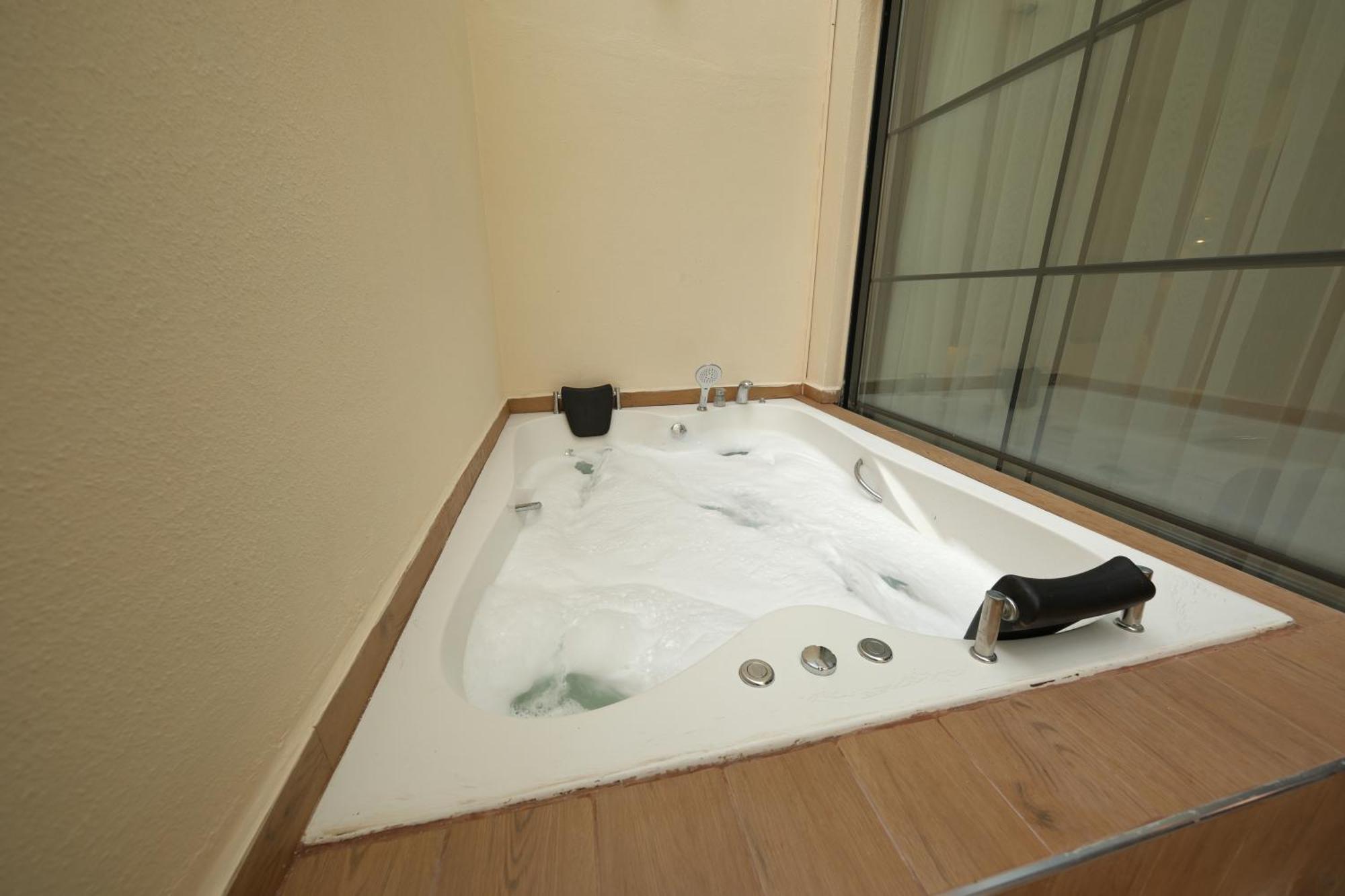 Mielo Lara Hotel อันตัลยา ภายนอก รูปภาพ