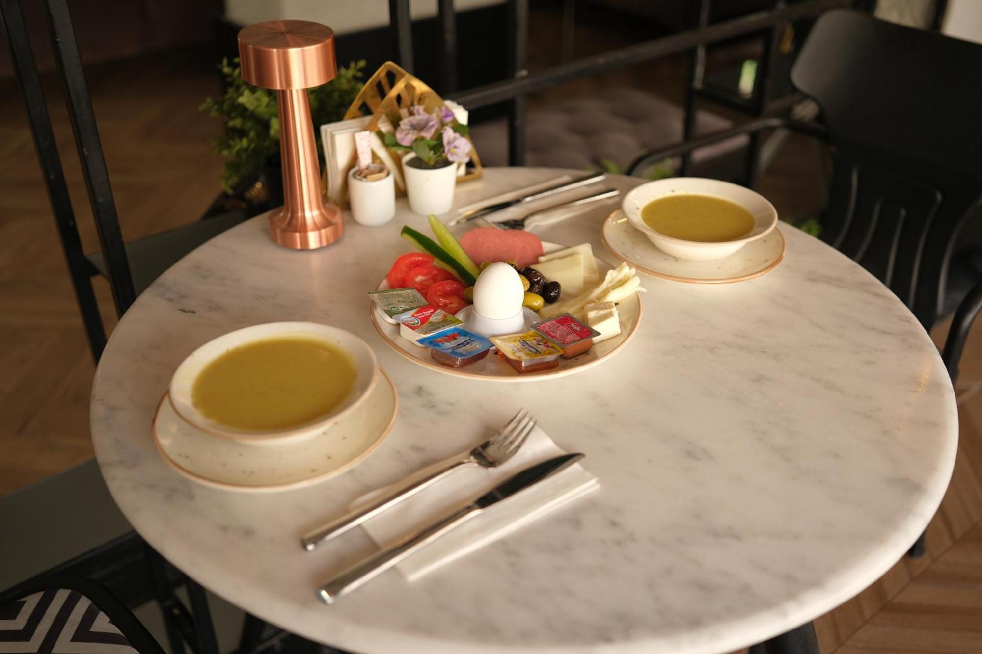 Mielo Lara Hotel อันตัลยา ภายนอก รูปภาพ